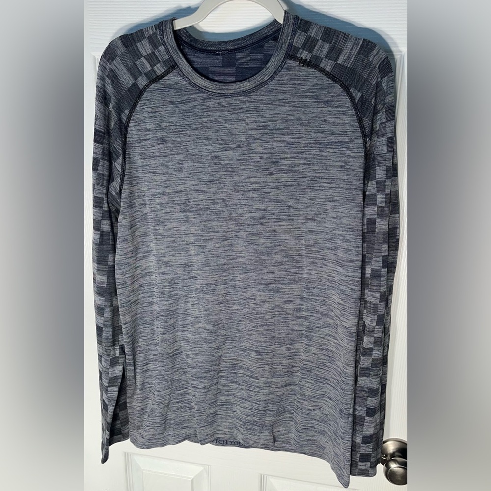 Men’s Lululemon Metal Vent Tech Long Sleeve Shirt Size Medium M Checkered Gray